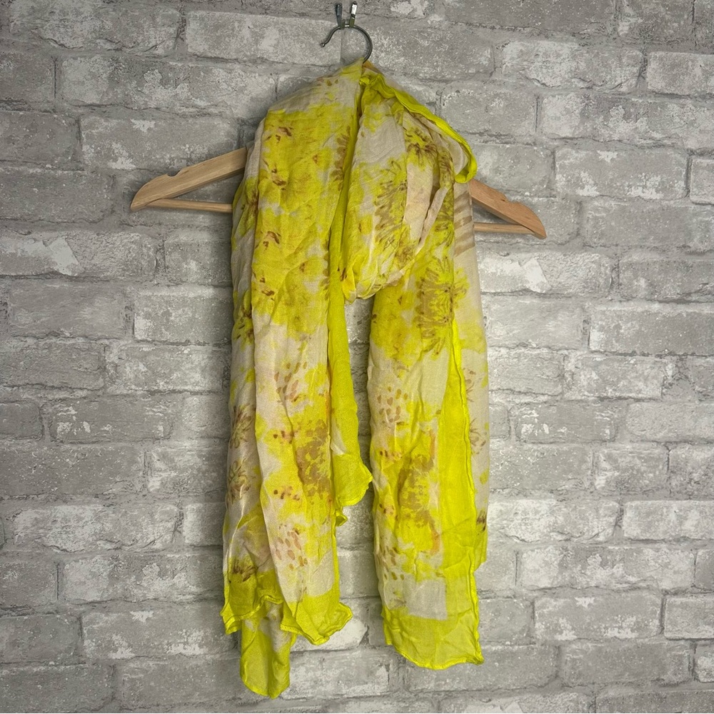 EUC Floral Yellow Scarf Lightweight  Fall Fashion